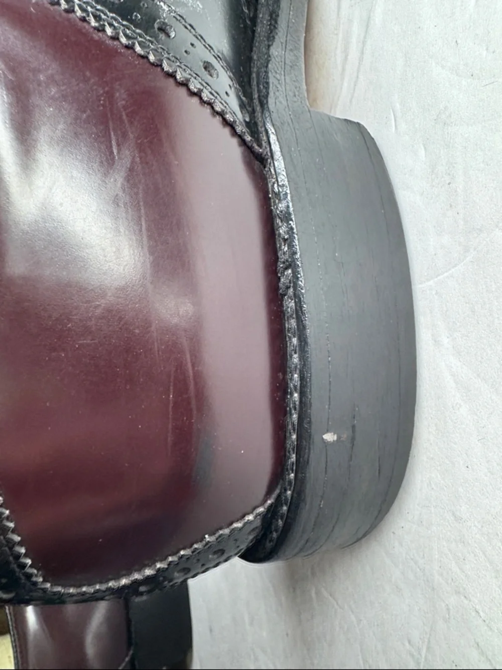 Allen Edmonds Polo Two-Tone Black and Burgundy Derby Oxfords 12 leather office
